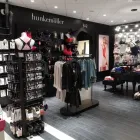 Virksomhet 1 bilde HUNKEMÖLLER Butikkhandel med klær i Sandvika 02