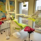 Virksomhet 4 bilde TANNLEGE MAI SOLGUNN GLASØ SLÅTTEBREKK i Oslo 18