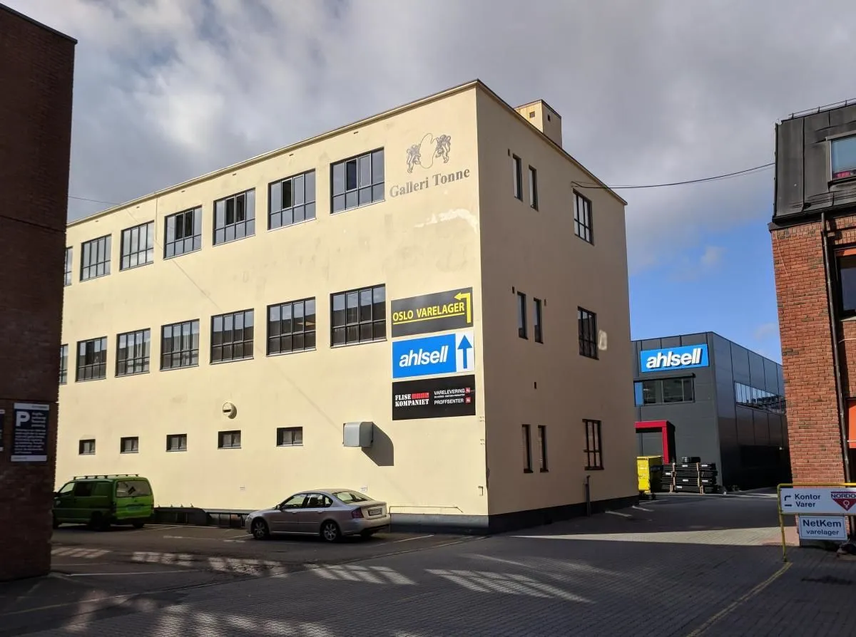 Virksomhet 4 bilde GALLERI TONNE, MALERIKONSERVATOR